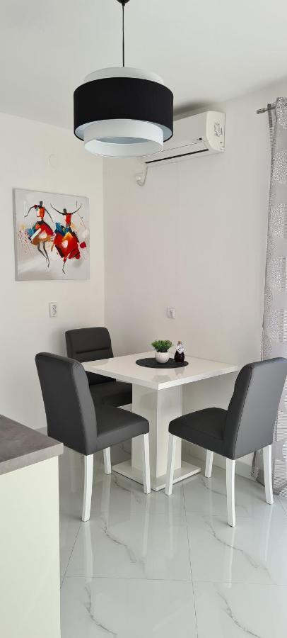 Apartments Orlic Сали Экстерьер фото